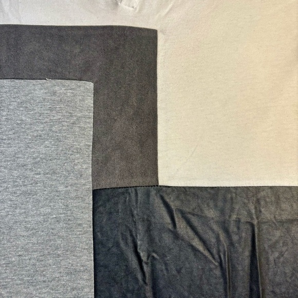 Guess Men’s Shirt Medium White Black Grey ColorBlock Short Sleeves V-Neck - Picture 10 of 10